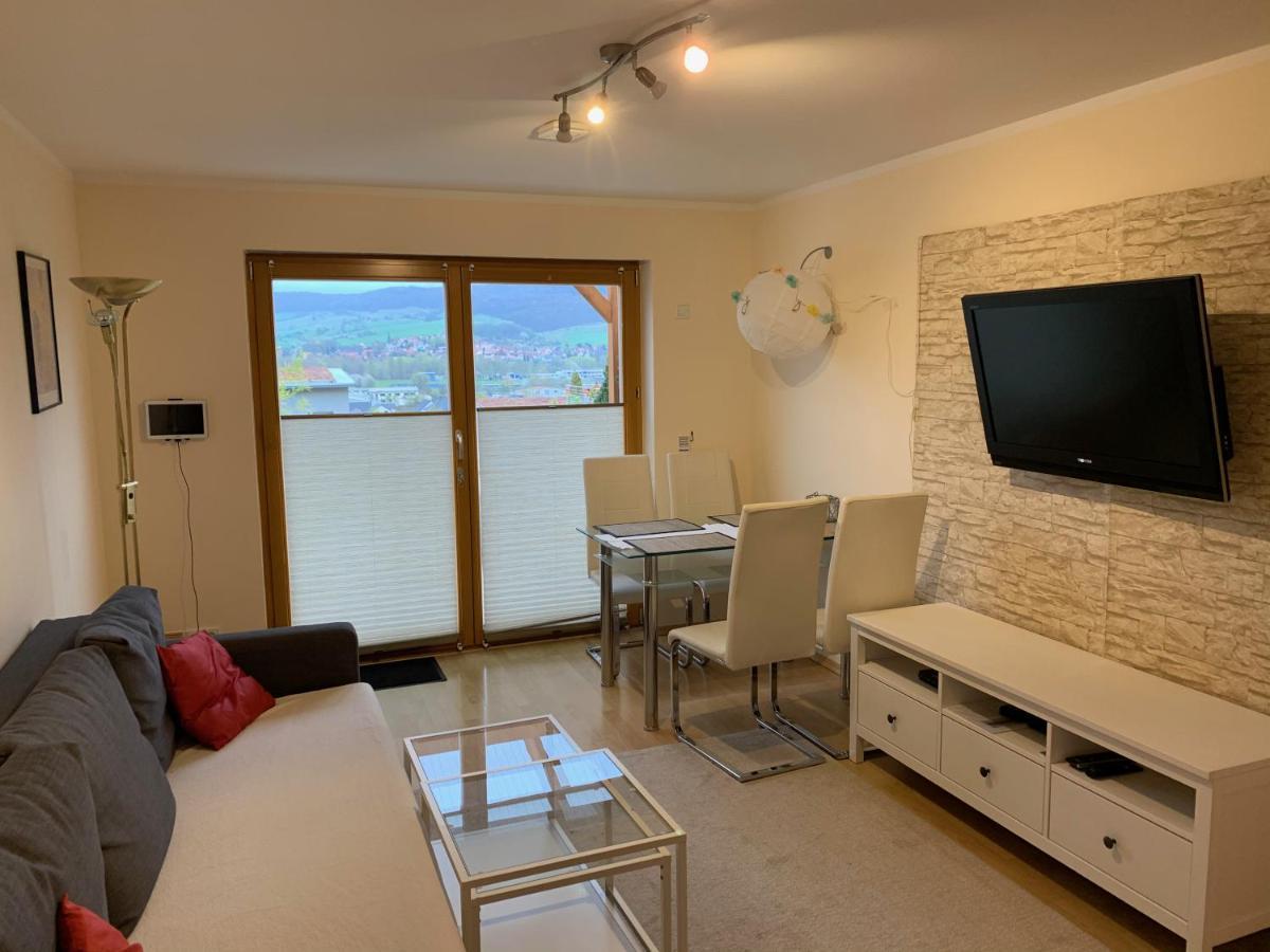 Romantische Ferienwohnung Mit Fantastischem Ausblick, Pool Und Gartensauna Jena Esterno foto